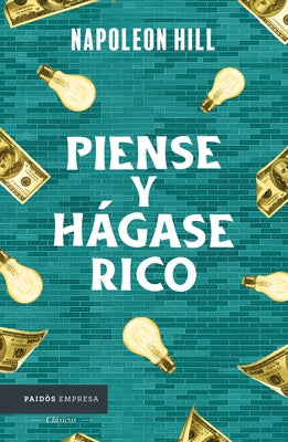 Paperback of "Piense y Hágase Rico" by Planeta Publishing, showing the front cover with title and author's name.