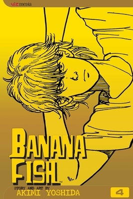 Paperback of Banana Fish, Vol. 4 manga by Viz Media featuring colorful cover art and Japanese text.